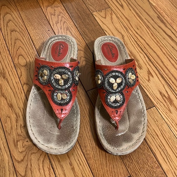 Clarks Beaded Sandals Size 8m - Picture 1 of 8